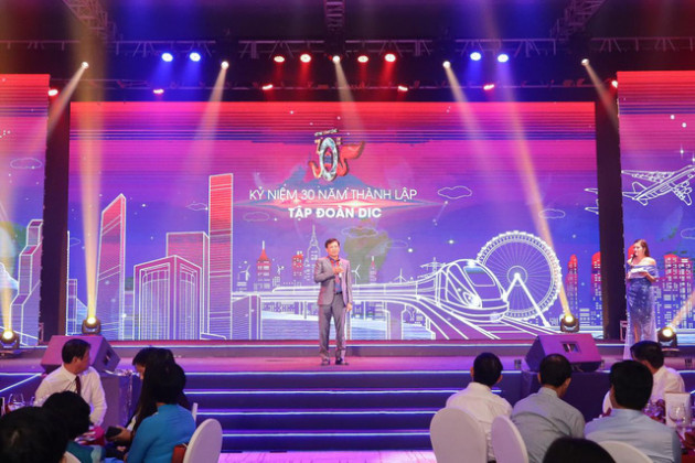 Tập đoàn DIC tăng hạng vượt bậc trong bảng xếp hạng FAST500 năm 2020 - Ảnh 2. Tập đoàn DIC tăng hạng vượt bậc trong bảng xếp hạng FAST500 năm 2020 - Ảnh 2.