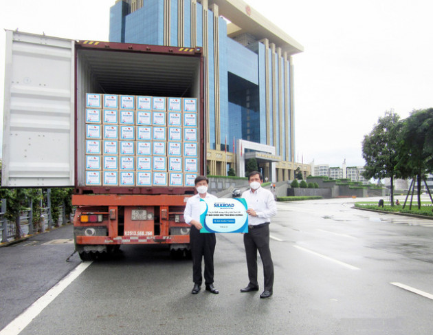 Tập đoàn SILKROAD ủng hộ 600.000 khẩu trang KF94 Hàn Quốc - Ảnh 1.