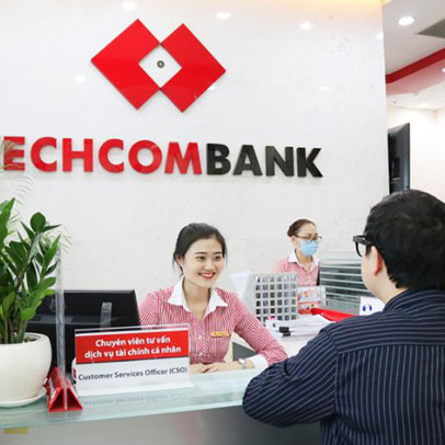 Techcombank báo lãi trước thuế 11.500 tỷ đồng trong 6 tháng đầu năm, CASA tăng hơn 55% trong 1 năm