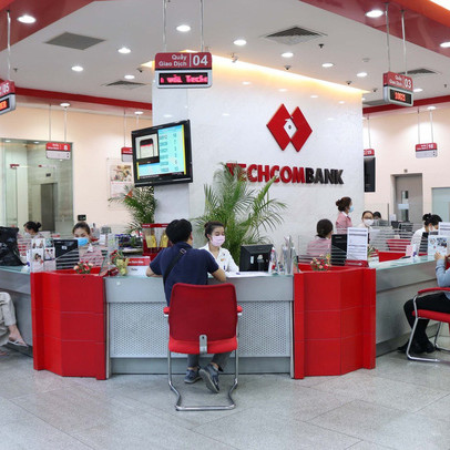 Techcombank duy trì vị thế dẫn đầu trong bối cảnh tác động từ Covid-19