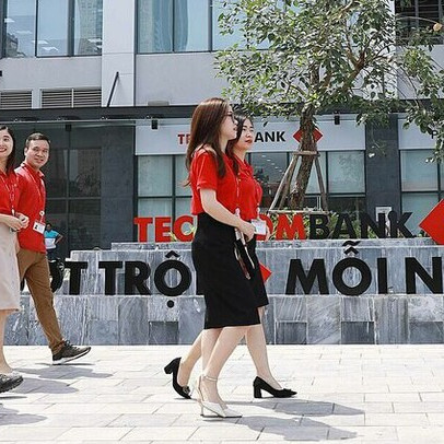 Techcombank mở Roadshow tại Anh và Singapore để tuyển nhân sự cấp cao