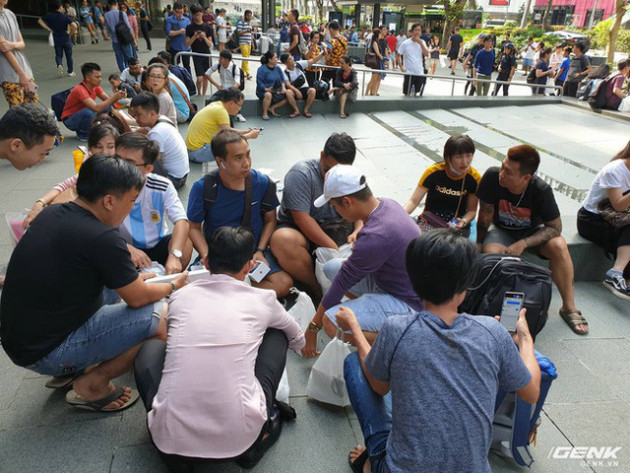 Thái Lan đã có Apple Store, thế nhưng tại sao Singapore vẫn là điểm đến lý tưởng cho con buôn Việt Nam? - Ảnh 2.