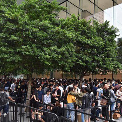 Thái Lan đã có Apple Store, thế nhưng tại sao Singapore vẫn là điểm đến lý tưởng cho con buôn Việt Nam?