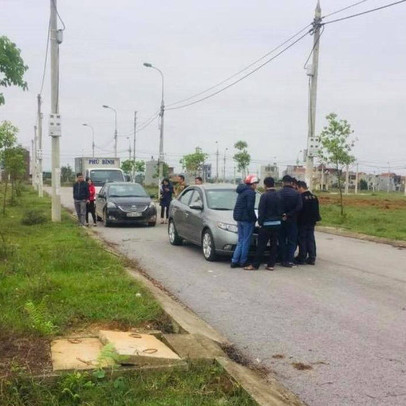 Thanh Hoá “sục sôi” trong cơn sốt đất, người người nhà nhà đi làm môi giới