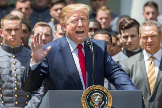 Thành tích kinh tế Mỹ rộng đường cho ông Trump tái tranh cử - Ảnh 1.