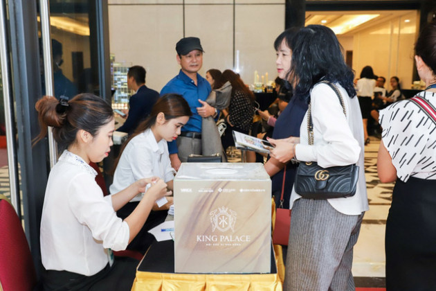 Thị trường bất động sản đầu năm 2020: Căn hộ cao cấp hấp dẫn người mua nhà - Ảnh 1.