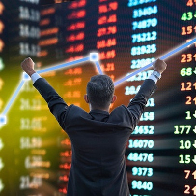 Thị trường giằng co, VN-Index giữ được sắc xanh trong phiên cuối tuần