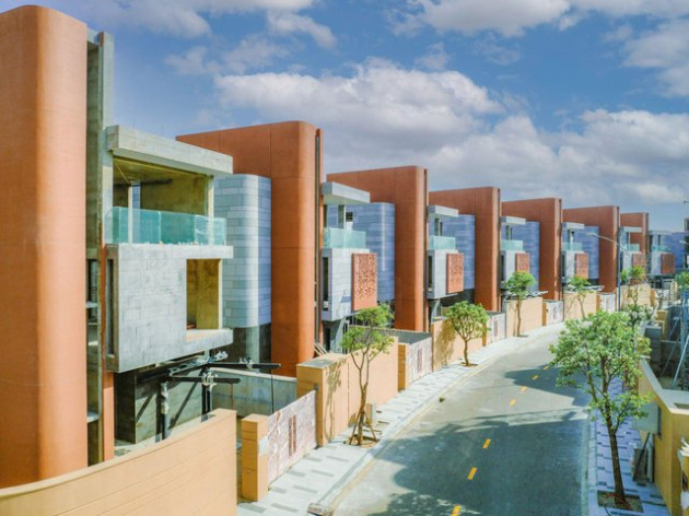 Thị trường trầm lắng, Villa compound Regal Victoria vẫn hút hàng trăm lượt khách - Ảnh 2.