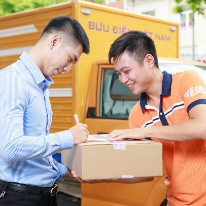 Thỏa sức gửi hàng Tết Tân Sửu qua Bưu điện