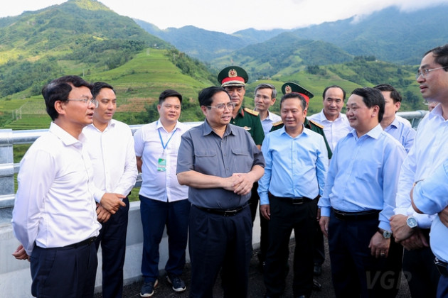 Thủ tướng khảo sát dự án sân bay Sa Pa, đường nối cao tốc Nội Bài - Lào Cai tới Sa Pa - Ảnh 5.