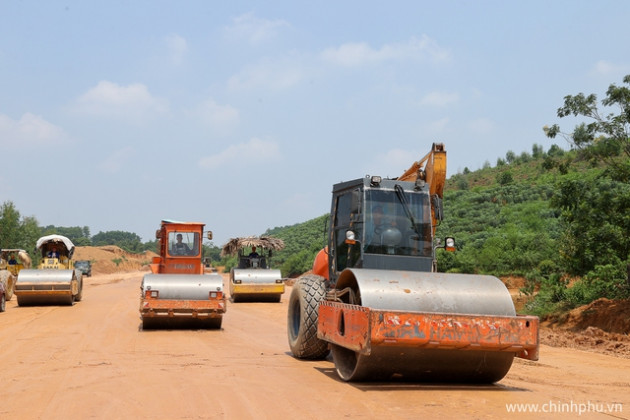 Thủ tướng kiểm tra, đôn đốc dự án cao tốc chiến lược của Tuyên Quang – Phú Thọ - Ảnh 2.