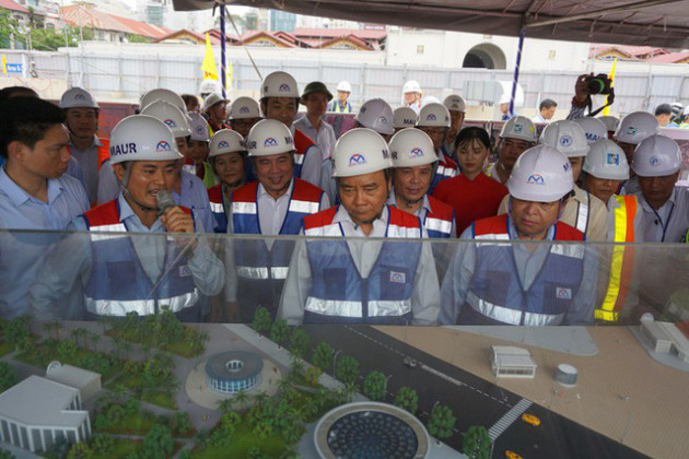  Thủ tướng Nguyễn Xuân Phúc chỉ đạo đảm bảo nguồn lực cho tuyến metro số 1 - Ảnh 1.