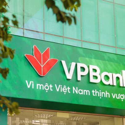 Thương hiệu VPBank và những cú hích "Thịnh Vượng"