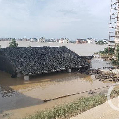 Tỉnh Giang Tây (Trung Quốc) bước vào “trạng thái thời chiến” chống lũ