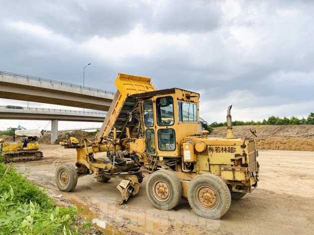 Toàn cảnh đại công trường 402 tỷ đồng nối vành đai 3 với cao tốc Hà Nội - Hải Phòng - Ảnh 6.