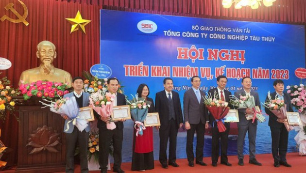 Tổng Công ty Công nghiệp tàu thủy tích tiền để trả nợ