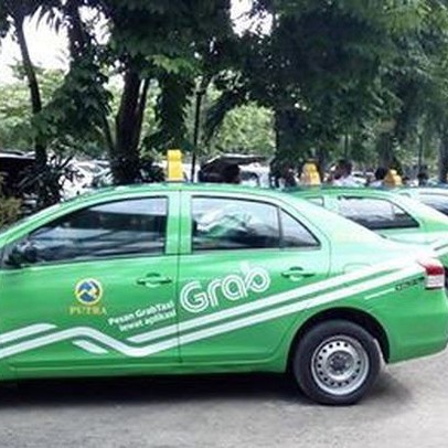 Tranh cãi nóng bỏng về 'ứng xử' với Uber, Grab