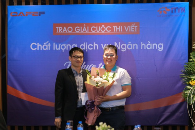 Trao giải cuộc thi viết Chất lượng dịch vụ ngân hàng: Từ thực tiễn đến ước mong - Ảnh 7.