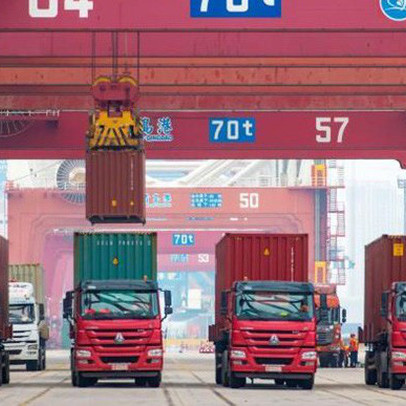 Trung Quốc: Kim ngạch xuất khẩu bất ngờ tăng trưởng trong tháng 7