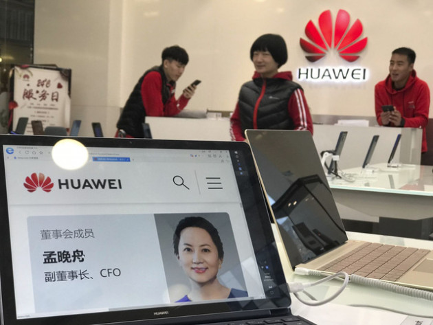 Trung Quốc triệu đại sứ Canada, cảnh báo ‘hậu quả nghiêm trọng’ liên quan vụ bắt CFO Huawei