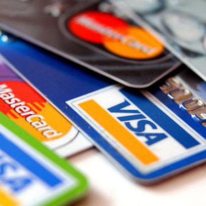 TS.Cấn Văn Lực: Visa, Mastercard giảm phí sẽ có lợi cho cạnh tranh và giữ vị thế