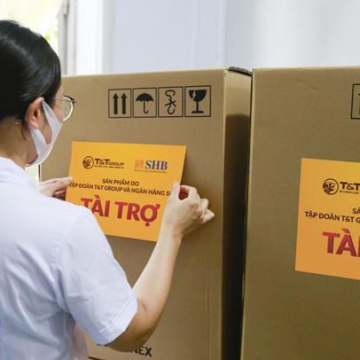 T&T Group và Ngân hàng SHB trao tặng TP.HCM 2 triệu bộ kit xét nghiệm nhanh COVID-19