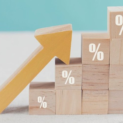 Từ 10/10, một ngân hàng đẩy lãi suất tiền gửi cao nhất lên 8,6%/năm