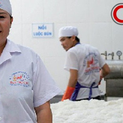 Từ cấy thuê đến bán thịt heo, trải qua 3 lần sạt nghiệp, người phụ nữ đất Bắc xây dựng thương hiệu bún lớn nhất Sài Gòn trị giá 100 tỷ đồng