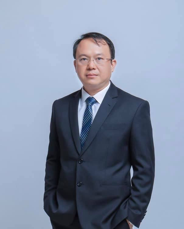 Từ doanh nghiệp bất động sản chỉ 5 người, mang giấy tờ nhà đi cầm cố ngân hàng đến “ông trùm” địa ốc Long An - Ảnh 1.