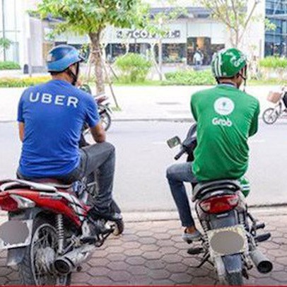 Từ ngày 8/4, toàn bộ tài xế Uber tại Việt Nam sẽ chuyển sang Grab hoạt động