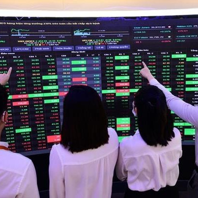 Từng đồng thuận "hô" thị trường lên 1.700-1.900 điểm trong năm 2022, các CTCK dự báo như thế nào về VN-Index 2023?