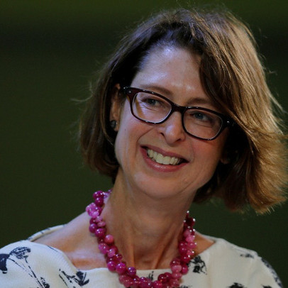 Tỷ phú tuổi Tân Sửu - Abigail Johnson: Người phụ nữ quyền lực nhất thế giới năm 2020 và những nỗ lực không ngừng nghỉ để thoát khỏi 'cái bóng' kẻ thừa kế