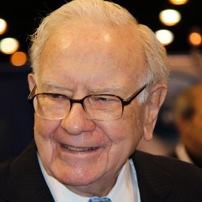 Tỷ phú Warren Buffett thường mang theo bao nhiêu tiền trong ví?