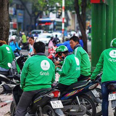 Uber – Grab hậu sáp nhập: Giá cước có tăng? Thu nhập tài xế có giảm? Bị Grab khóa tài khoản rồi nhảy sang lái Uber, có còn cơ hội về với "Grab mới"?