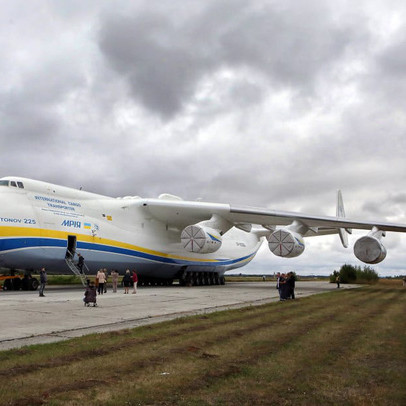 Ukraine cáo buộc Nga phá hủy máy bay vận tải lớn nhất thế giới trong xung đột