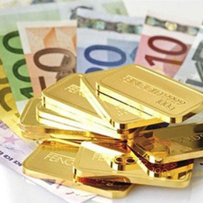 USD chạm đáy 2 tuần, euro và vàng tăng vọt trước khi Mỹ công bố dữ liệu lạm phát