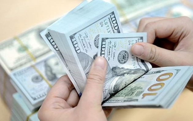 USD 'chợ đen' tụt dốc