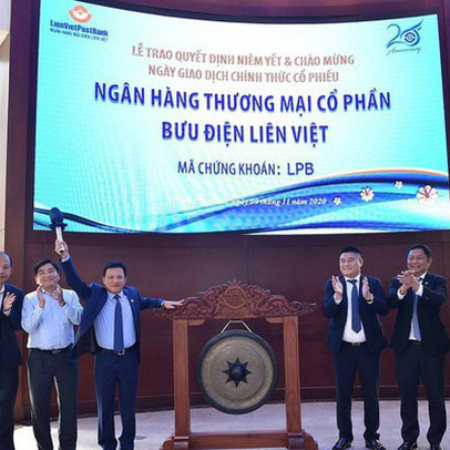 Vai trò của Bầu Thuỵ tại LienVietPostBank