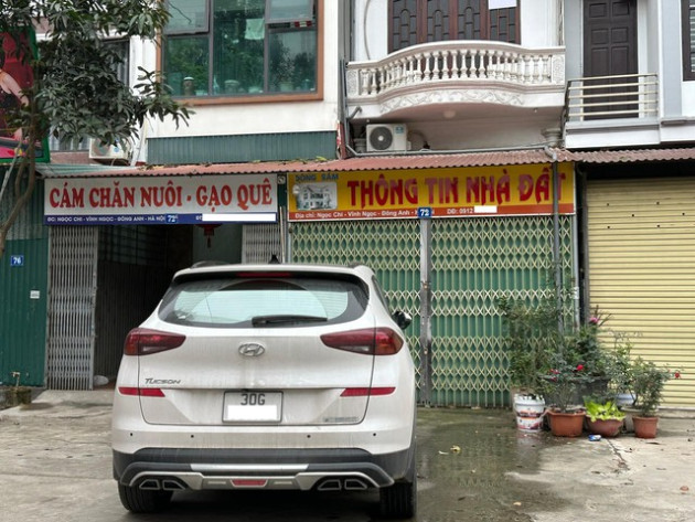 Văn phòng môi giới bất động sản “cửa đóng then cài”, thành nơi rửa xe - Ảnh 5.