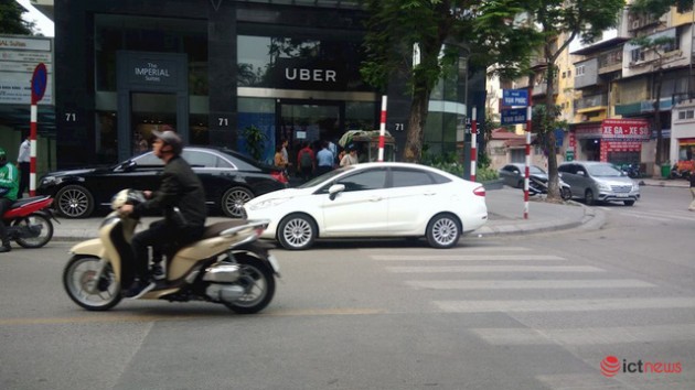 Văn phòng Uber đóng cửa ngay sau thông tin về tay Grab - Ảnh 2.