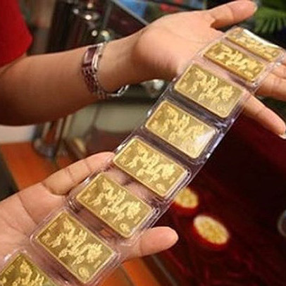 Vàng SJC loạn giá