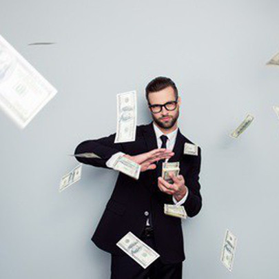 Vay tiêu dùng: chọn tín dụng đen hay giải pháp an toàn?