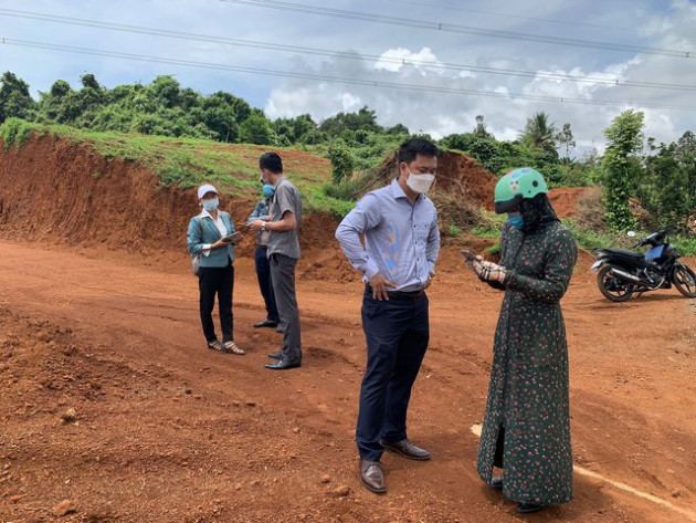 Về lâu dài, nên cấm phân lô bán, tách thửa - Ảnh 1.