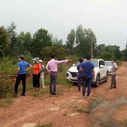 “Về quê mua đất, thấy tội bà con nông dân quá”