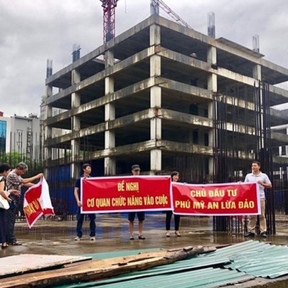 VIC Tower 10 năm "bất động", hơn 300 khách hàng đi đâu về đâu?