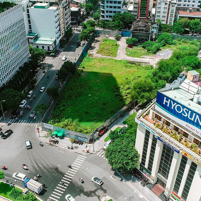 [Video] Toàn cảnh khu đất vàng 2 – 4 – 6 Hai Bà Trưng: Từ dự án khách sạn 6 sao đến Sài Gòn Mê Linh Tower, nhưng vẫn là khu đất trống