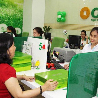 Vietcombank bán cổ phần OCB: Trả cao gấp đôi giá khởi điểm nhưng 550 nhà đầu tư vẫn phải ra về tay không