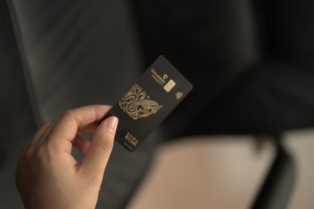 Vietcombank Visa Signature tiên phong trên “đường đua” dòng thẻ tín dụng cao cấp - Ảnh 2.