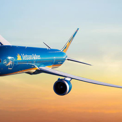 Vietnam Airlines lỗ tiếp gần 3.400 tỷ trong quý 3, nâng tổng lỗ lũy kế lên 21.200 tỷ đồng, nguy cơ bị hủy niêm yết vẫn cận kề