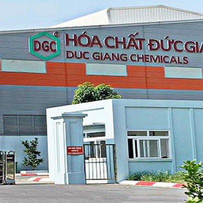 Vinachem tiếp tục đăng ký bán toàn bộ hơn 6 triệu cổ phiếu Hóa chất Đức Giang (DGC), giá trị ước đạt gần 900 tỷ